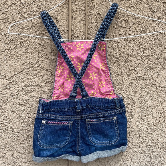 Vintage Genuine Kids OshKosh 2T Girl Denim Overalls Shorts - Picture 4 of 7